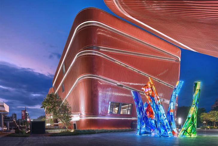 Red Cube Museum Plaza, Shenzhen, China